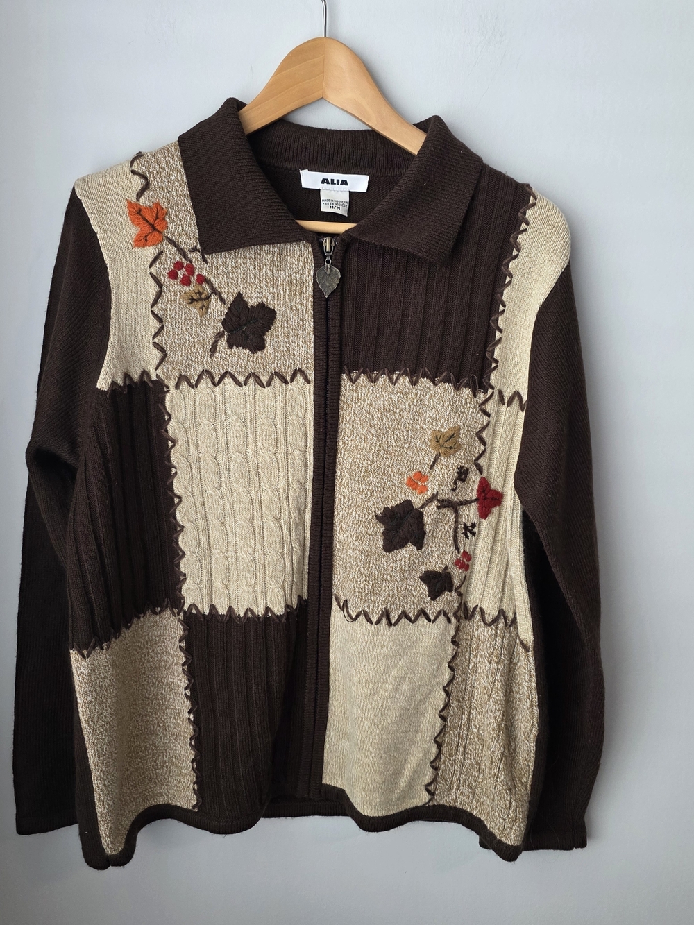 Alia Women’s Medium Patchwork Embroidered Full Zip Cardigan Sweater Brown Beige